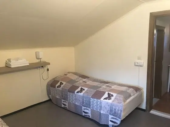 Tek Kişilik Oda, Ortak Banyo