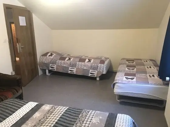 Üç Kişilik Oda, Ortak Banyo