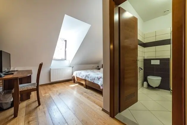 Standard Tek Büyük Yataklı Oda, 1 Büyük (Queen) Boy Yatak, Sigara İçilmez, Avlu Manzaralı