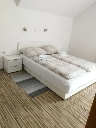 Economy Apart Daire, Bahçe Manzaralı