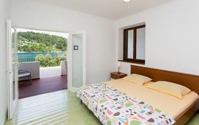 Tek Büyük Yataklı Oda, Deniz Manzaralı