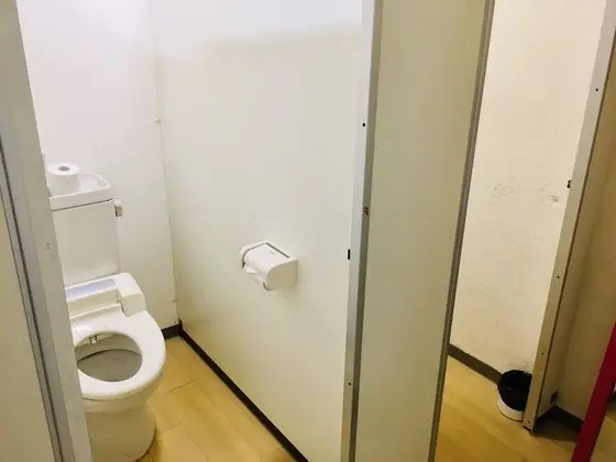 Ortak Ranzalı Oda, Sadece kadınlar için