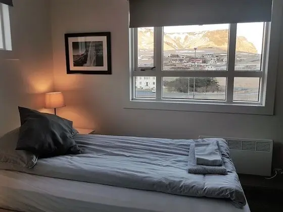 Tek Büyük Yataklı Oda, Ortak Banyo