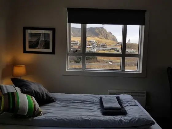 Tek Büyük Yataklı Oda, Ortak Banyo