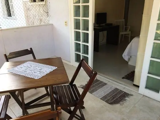 Deluxe Tek Büyük Yataklı Oda, Ortak Banyo (com Varanda)