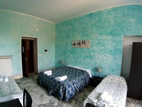 Dört Kişilik Oda