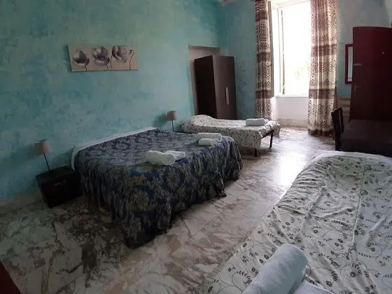 Dört Kişilik Oda