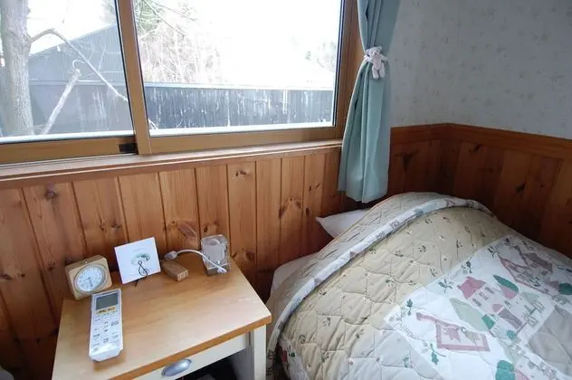 Deluxe İki Ayrı Yataklı Oda, Ortak Banyo (with Double Deck Bed)