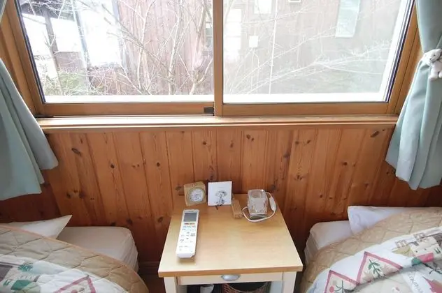 Deluxe İki Ayrı Yataklı Oda, Ortak Banyo (with Double Deck Bed)