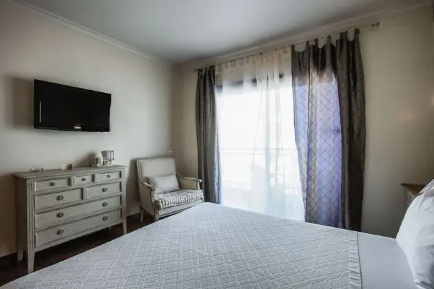 Tek Büyük veya İki Ayrı Yataklı Oda, Şehir Manzaralı