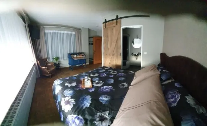 Comfort Tek Büyük Yataklı Oda (Links voor)