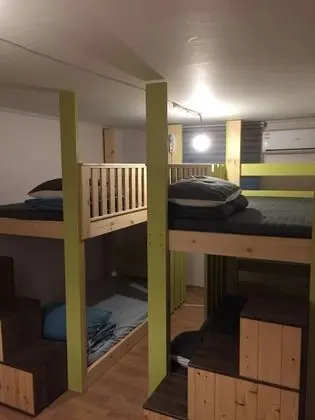 Design Ortak Ranzalı Oda, Sadece kadınlar için