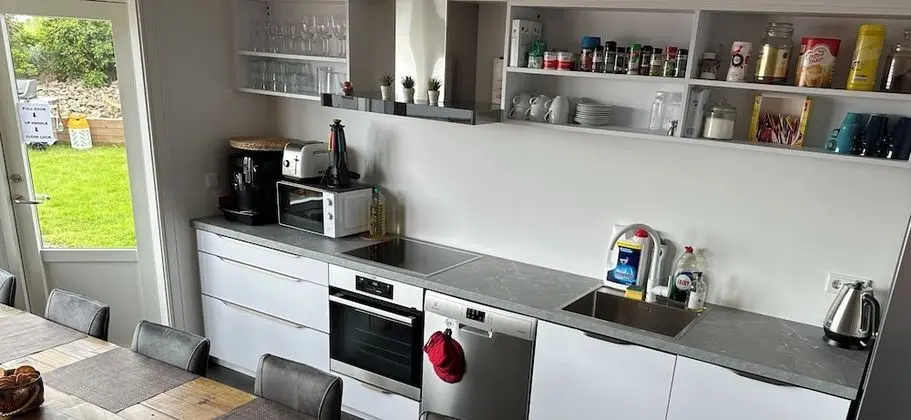 Standard Tek Büyük veya İki Ayrı Yataklı Oda, Ortak Banyo