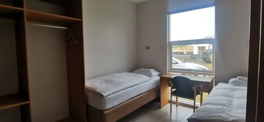 Dört Kişilik Oda, Ortak Banyo