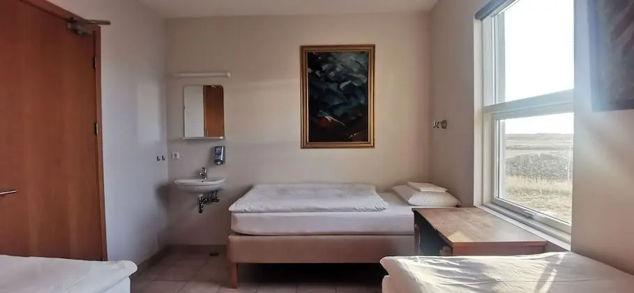 Üç Kişilik Oda, Ortak Banyo
