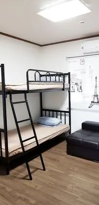 Ortak Ranzalı Oda (4 person)