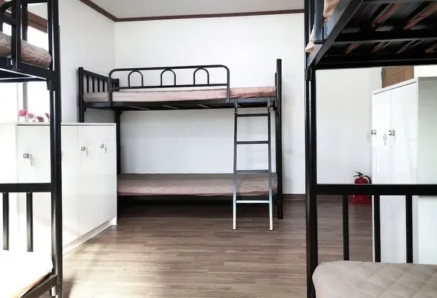 Ortak Ranzalı Oda (6 person - B)