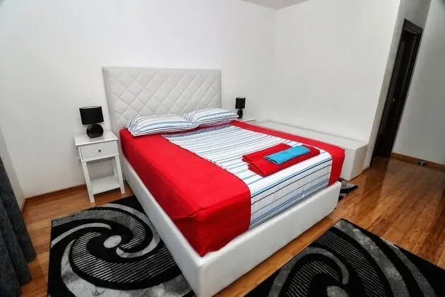 Superior Apart Daire, Zemin Kat