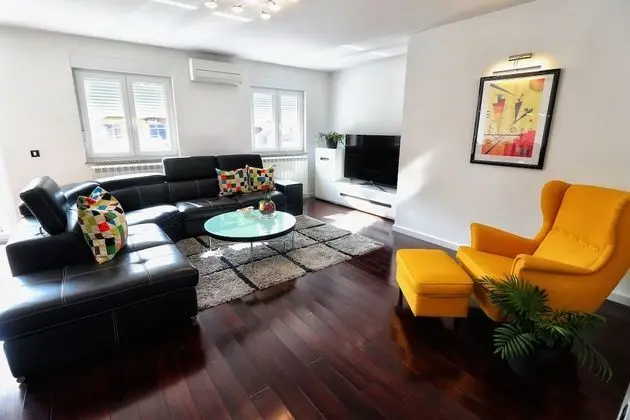 Superior Apart Daire, Zemin Kat