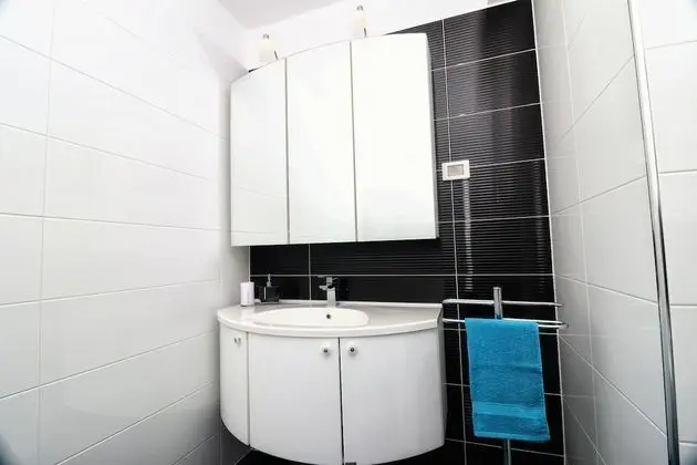 Superior Apart Daire, Zemin Kat