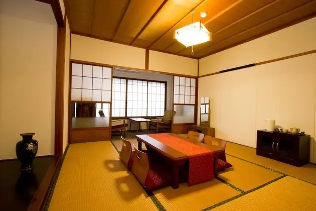 Superior Oda, Ortak Banyo