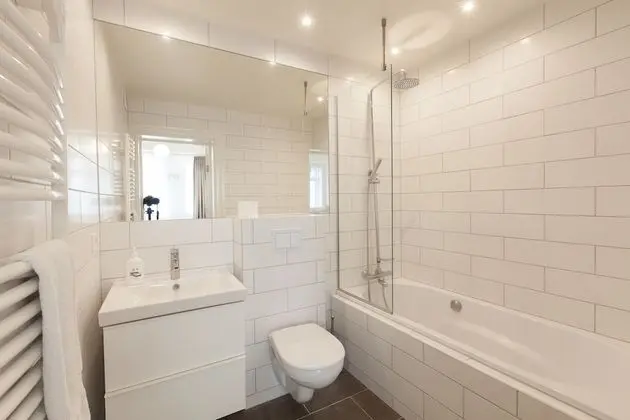 Tek Büyük Yataklı Oda, Özel Banyo