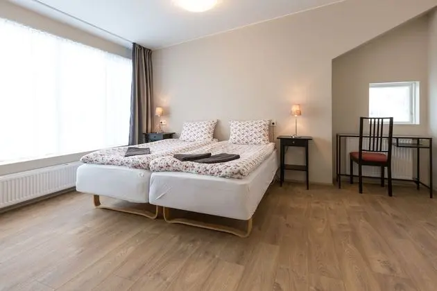 Standard Tek Büyük veya İki Ayrı Yataklı Oda, Ortak Banyo