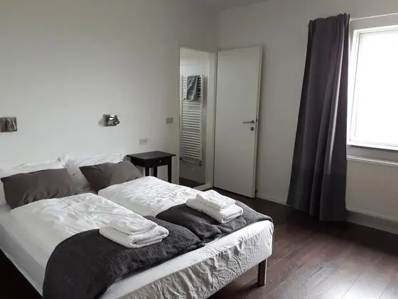 Tek Büyük veya İki Ayrı Yataklı Oda, Özel Banyo