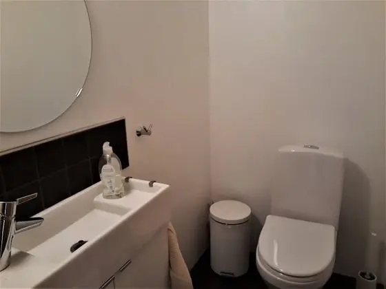 Tek Kişilik Oda, Ortak Banyo
