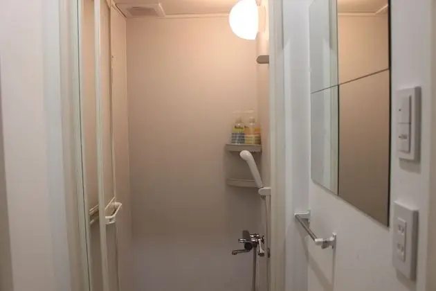 Ortak Ranzalı Oda, Karma Ranzalı Oda