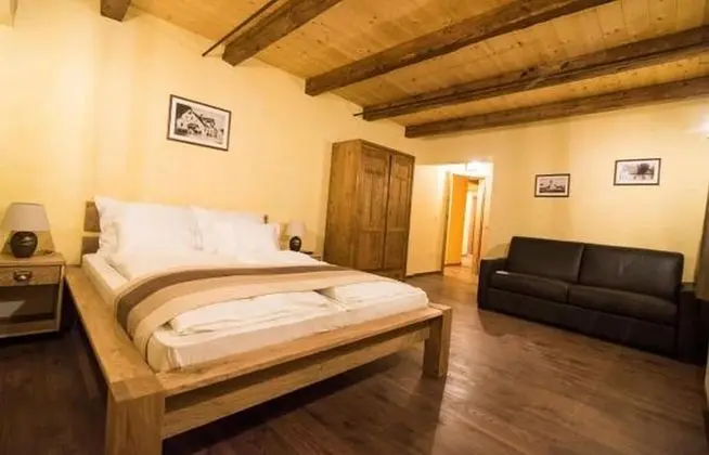 Tek Büyük Yataklı Oda (with extra bed 2)