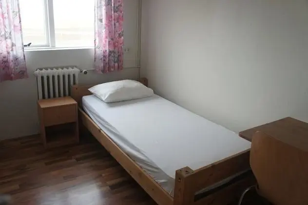 Tek Kişilik Oda, Ortak Banyo