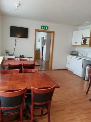 Tek Kişilik Oda, Ortak Banyo