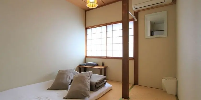 İki Ayrı Yataklı Oda, Sigara İçilmez, Ortak Banyo (Kenrokuen Room, For 2 person)