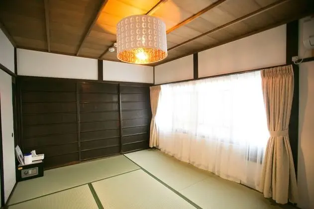 Traditional Oda, Sigara İçilmez (Tsubaki, 2nd Floor )