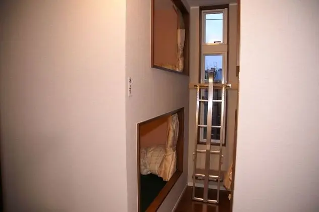 Ortak Ranzalı Oda, Karma Ranzalı Oda (Cocoon Bed)