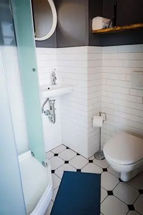 Senior Oda, Özel Banyo