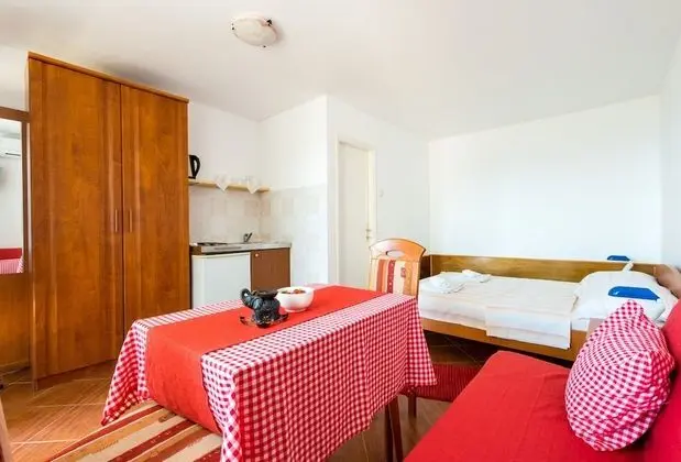 Standard Stüdyo, Teras