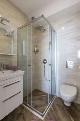 Tek Büyük Yataklı Oda, Balkon, Deniz Manzaralı