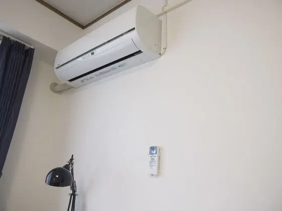 Tek Büyük Yataklı Oda, Ortak Banyo