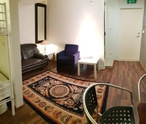 Family Oda, Özel Banyo (in basement)