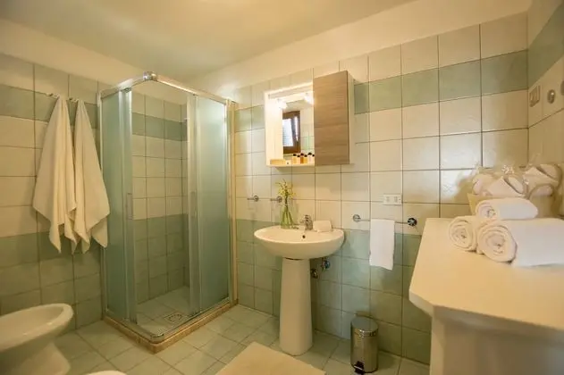 Design Apart Daire, 2 Yatak Odası, Deniz Manzaralı, Avlu