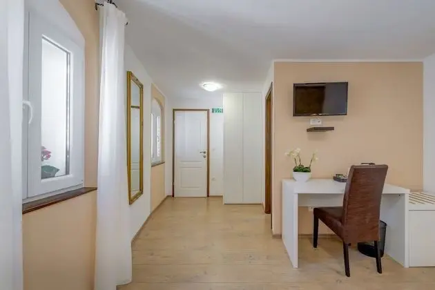 Standard Tek Büyük Yataklı Oda, Şehir Manzaralı