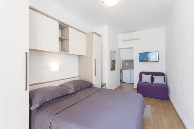 Apart Daire, 2 Yatak Odası, Küçük Mutfak