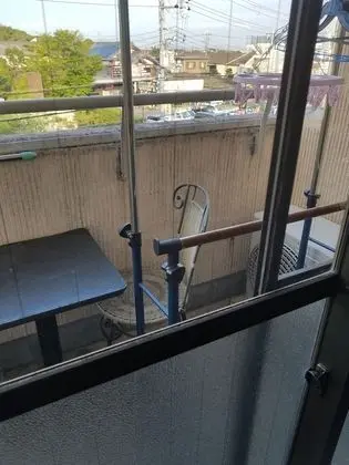 Tek Büyük Yataklı Oda, Sadece kadınlar için, Balkon