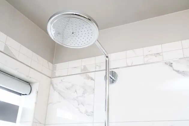 Tek Kişilik Oda, Ortak Banyo