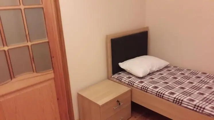 Ortak Ranzalı Oda, Ortak Banyo (1 bed in triple room)