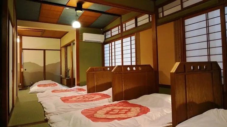 Traditional Ortak Ranzalı Oda, Sadece kadınlar için (Japanese Style)