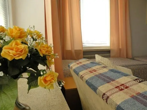 Dört Kişilik Oda, Ortak Banyo
