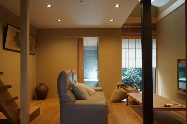 Ev (Kyoto Machiya Entire House)